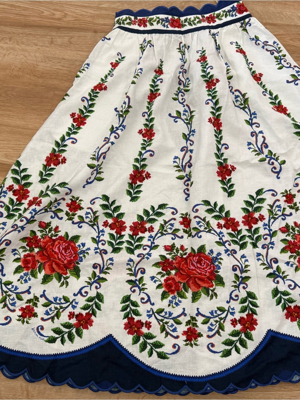 FARM Rio White A-Line Skirt with Red Floral Embroidery and Navy Trim - Picture 3 of 9
